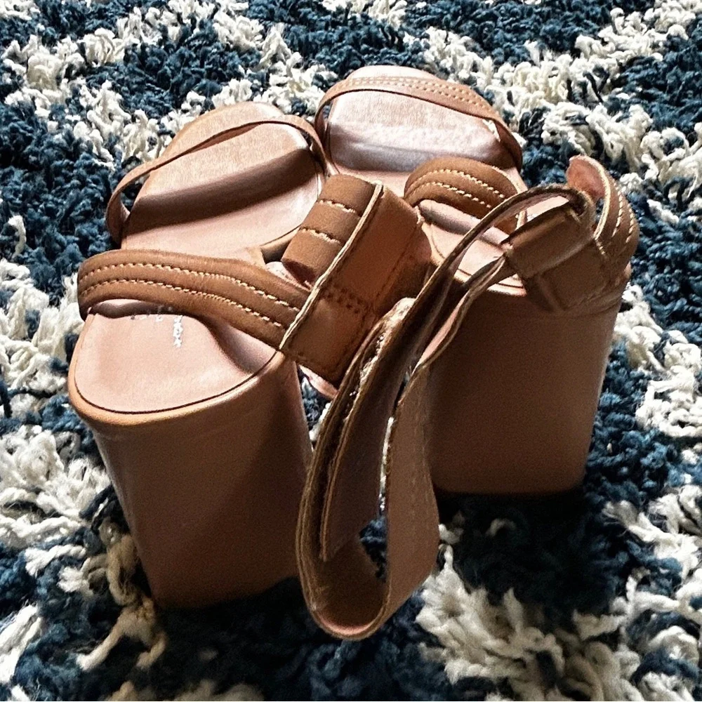 Paolo Tan Sandals with Ankle Strap - Picture 2 of 5